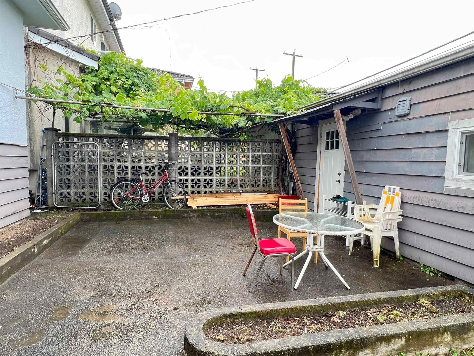 Listing Image 14