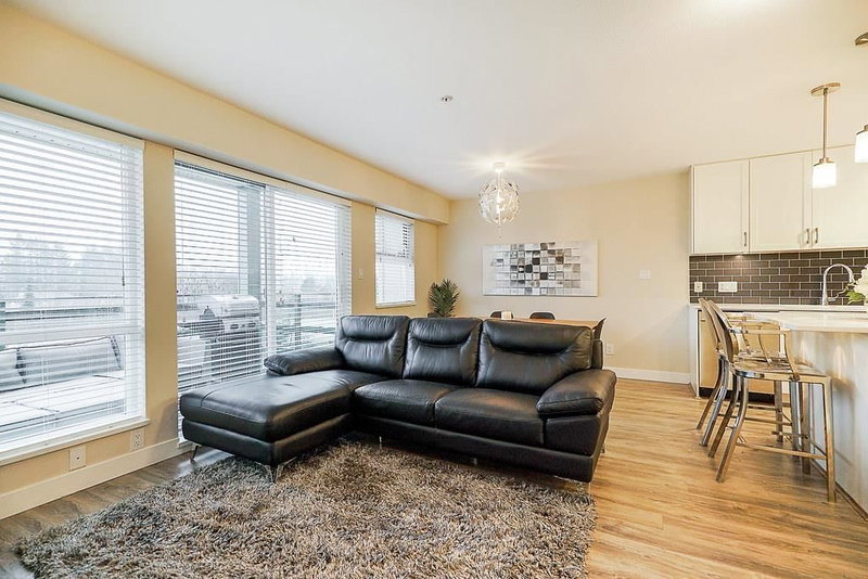 309 - 15735 Croydon Drive, Surrey, V3Z 2L5 | Image 3