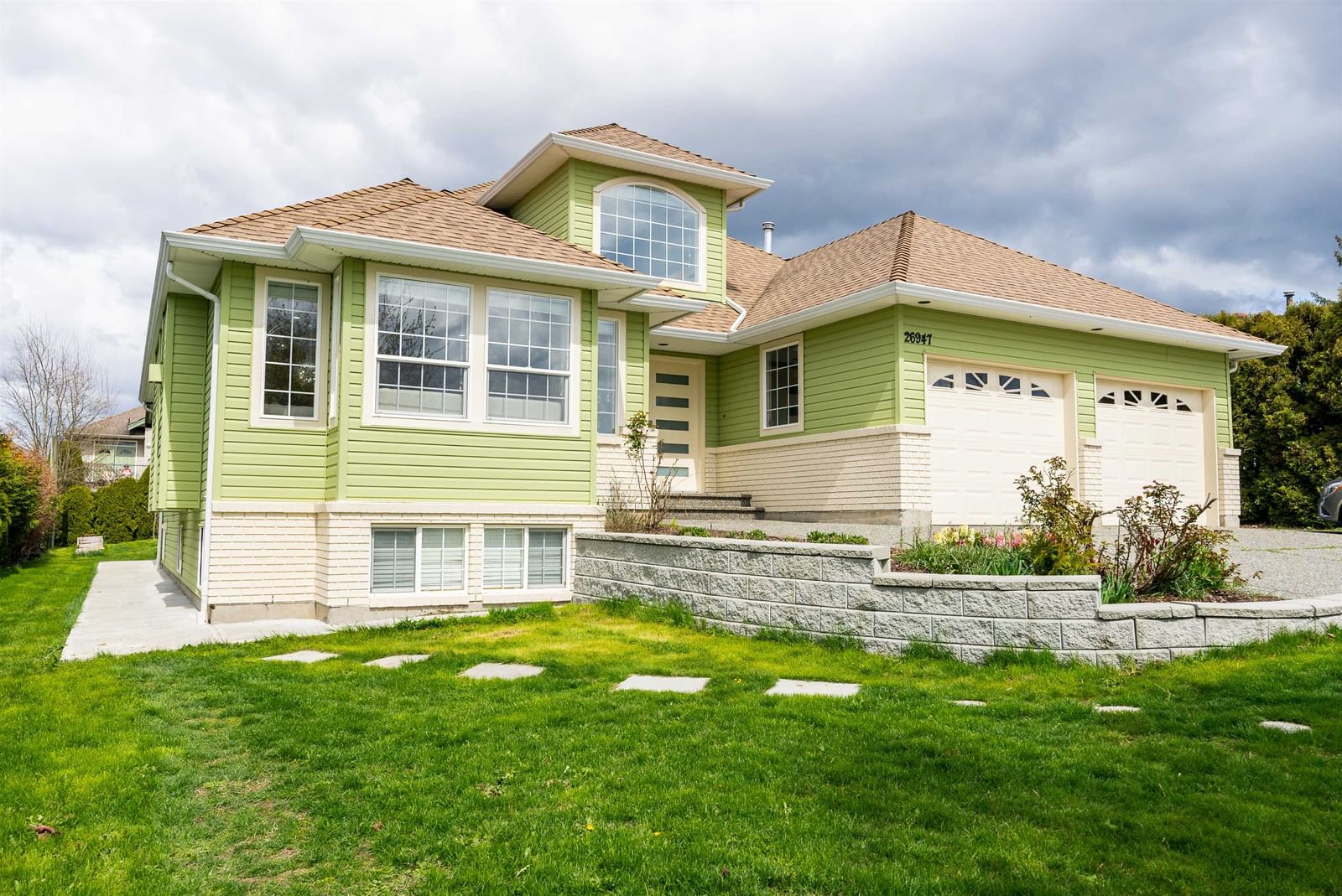 Listing Image 1
