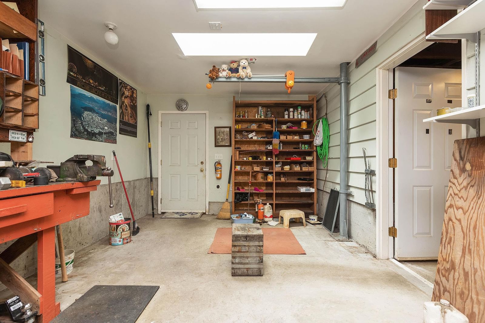 Listing Image 20
