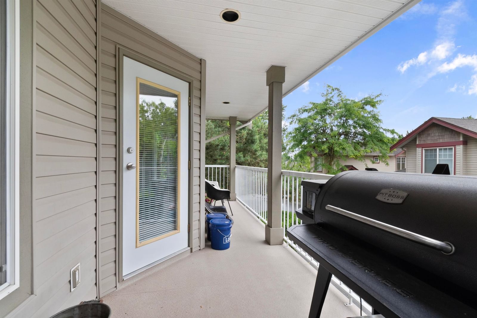 Listing Image 17