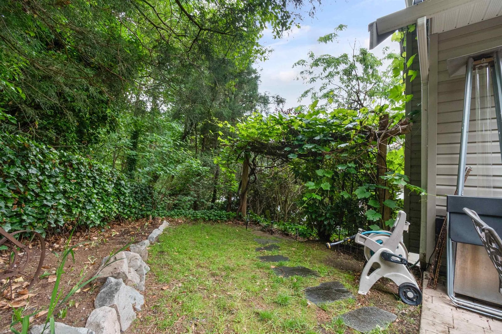 Listing Image 36