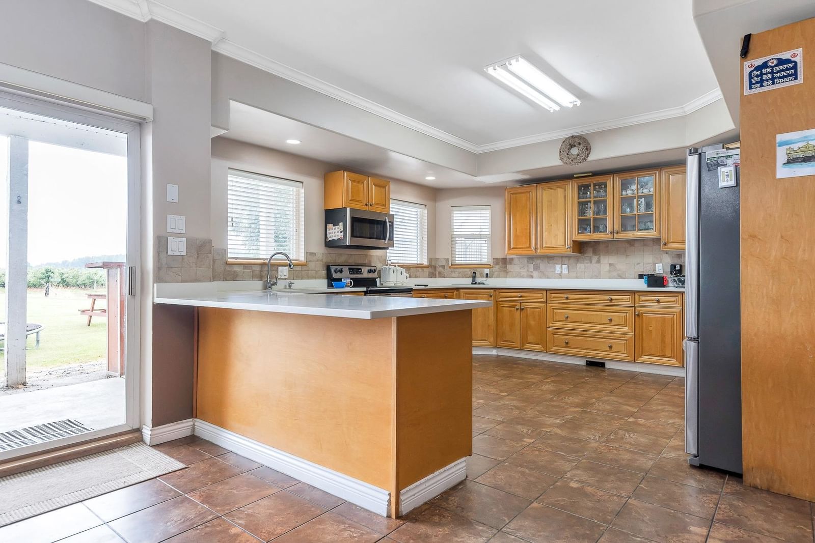 Listing Image 11