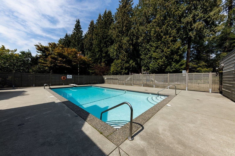 34 - 1910 Cedar Village Crescent, North Vancouver, V7J 3M5 | Image 2