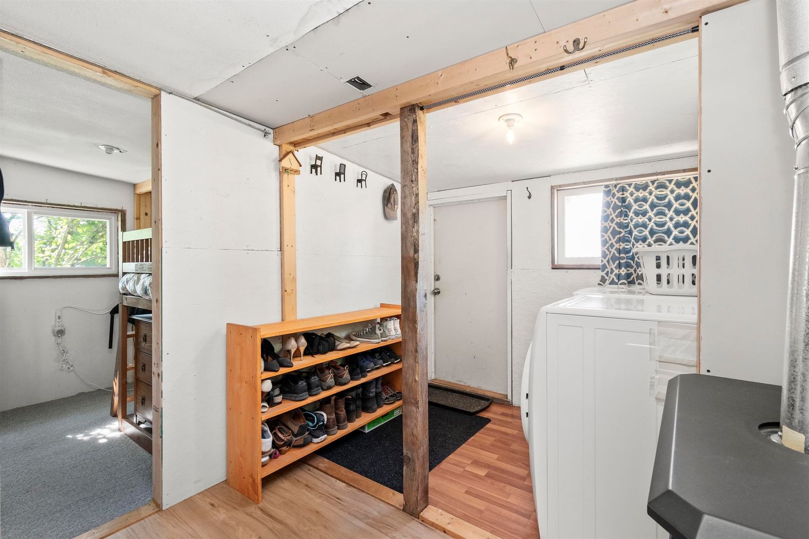 Listing Image 16