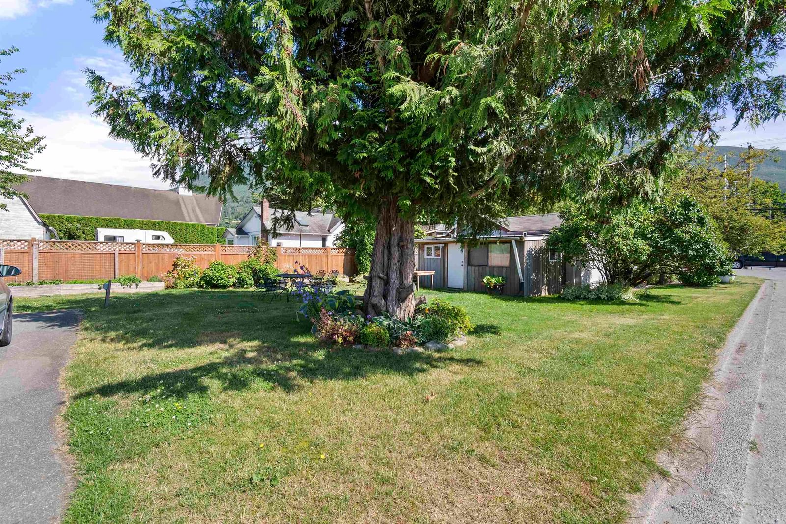 Listing Image 23