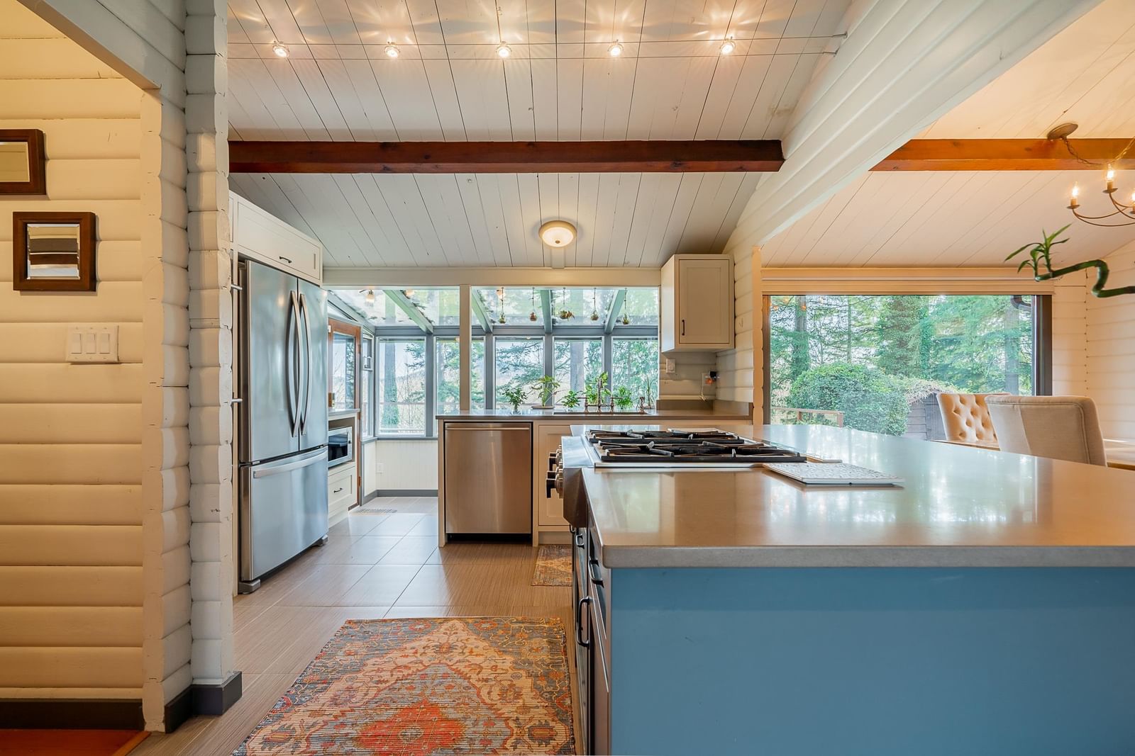 Listing Image 8