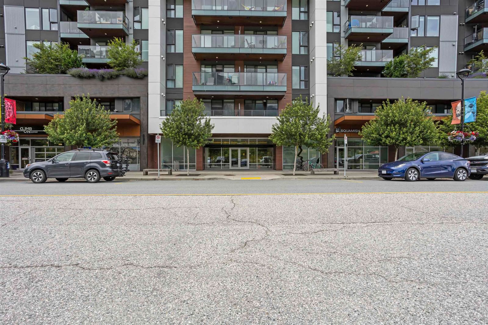 Listing Image 30