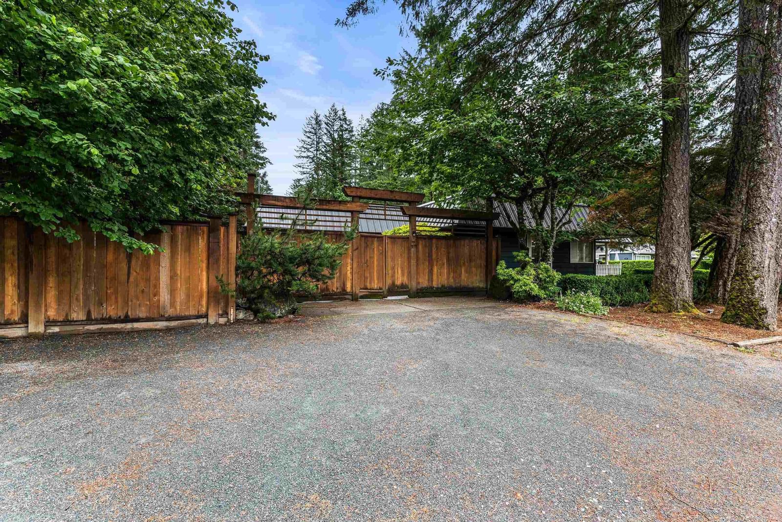 Listing Image 37