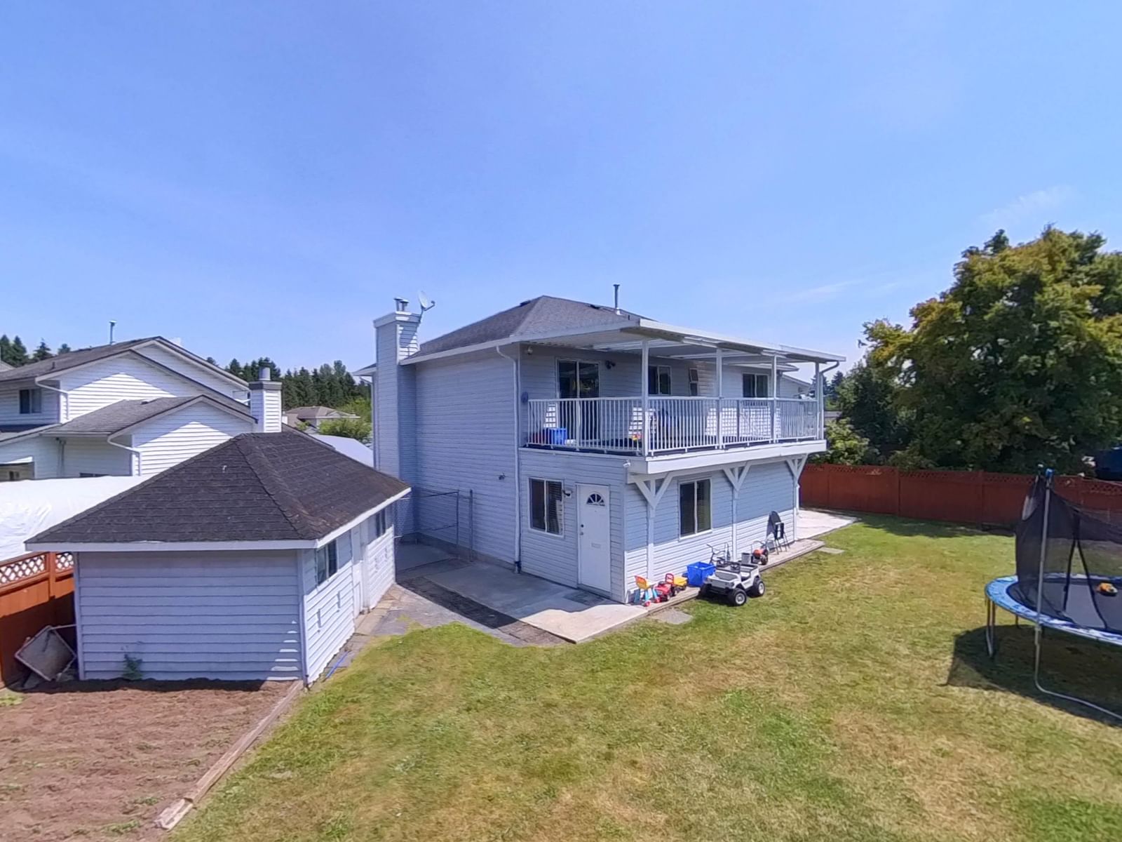 Listing Image 3