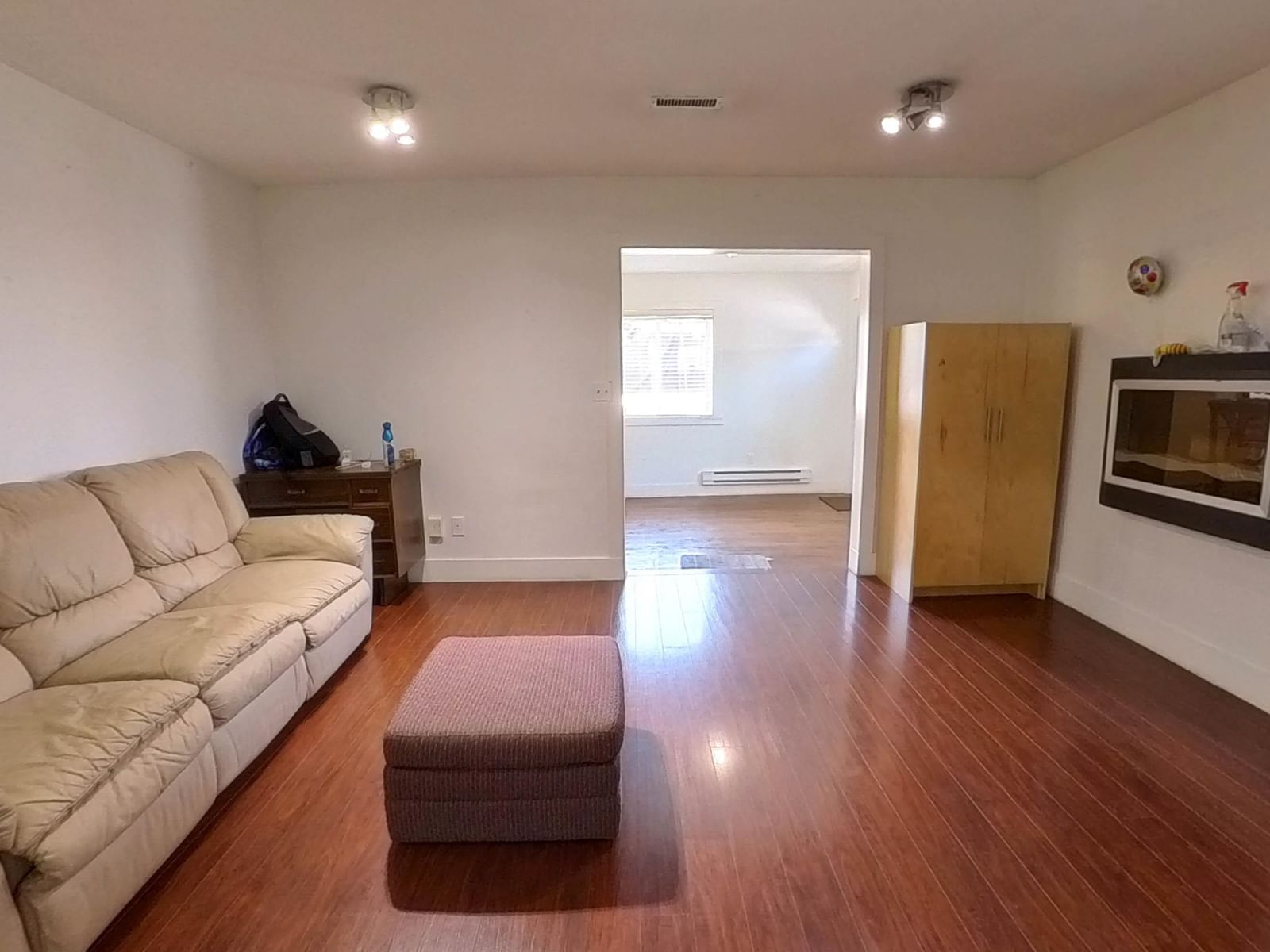 Listing Image 33