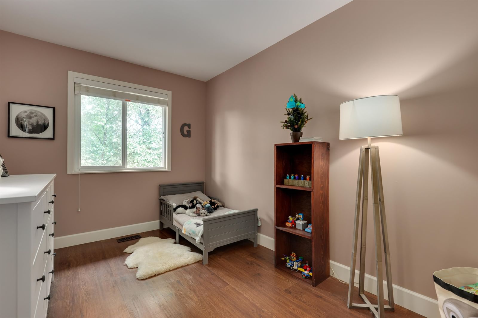 Listing Image 21