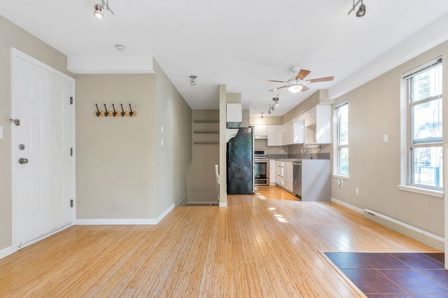 203 - 755 15th Avenue