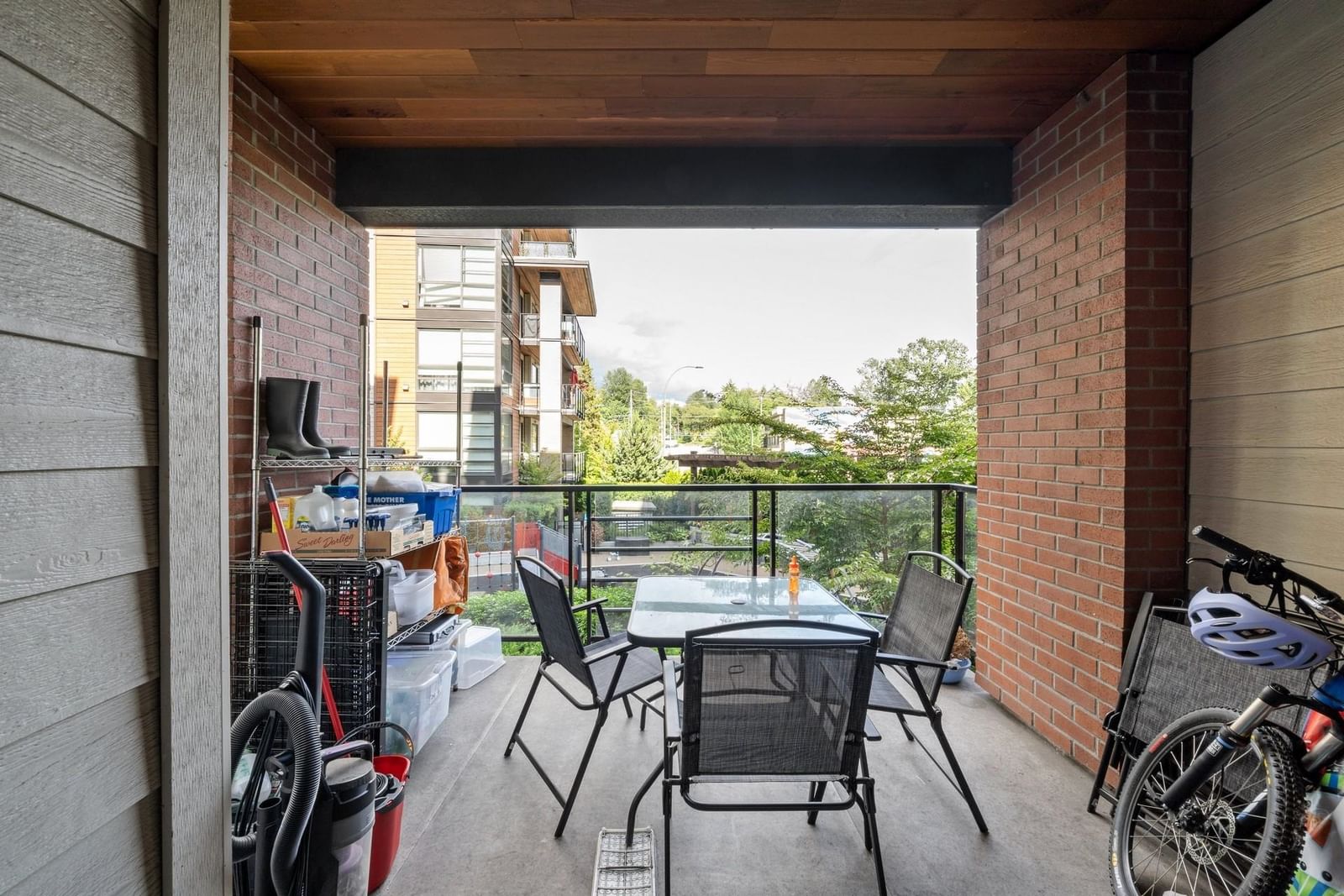 Listing Image 17