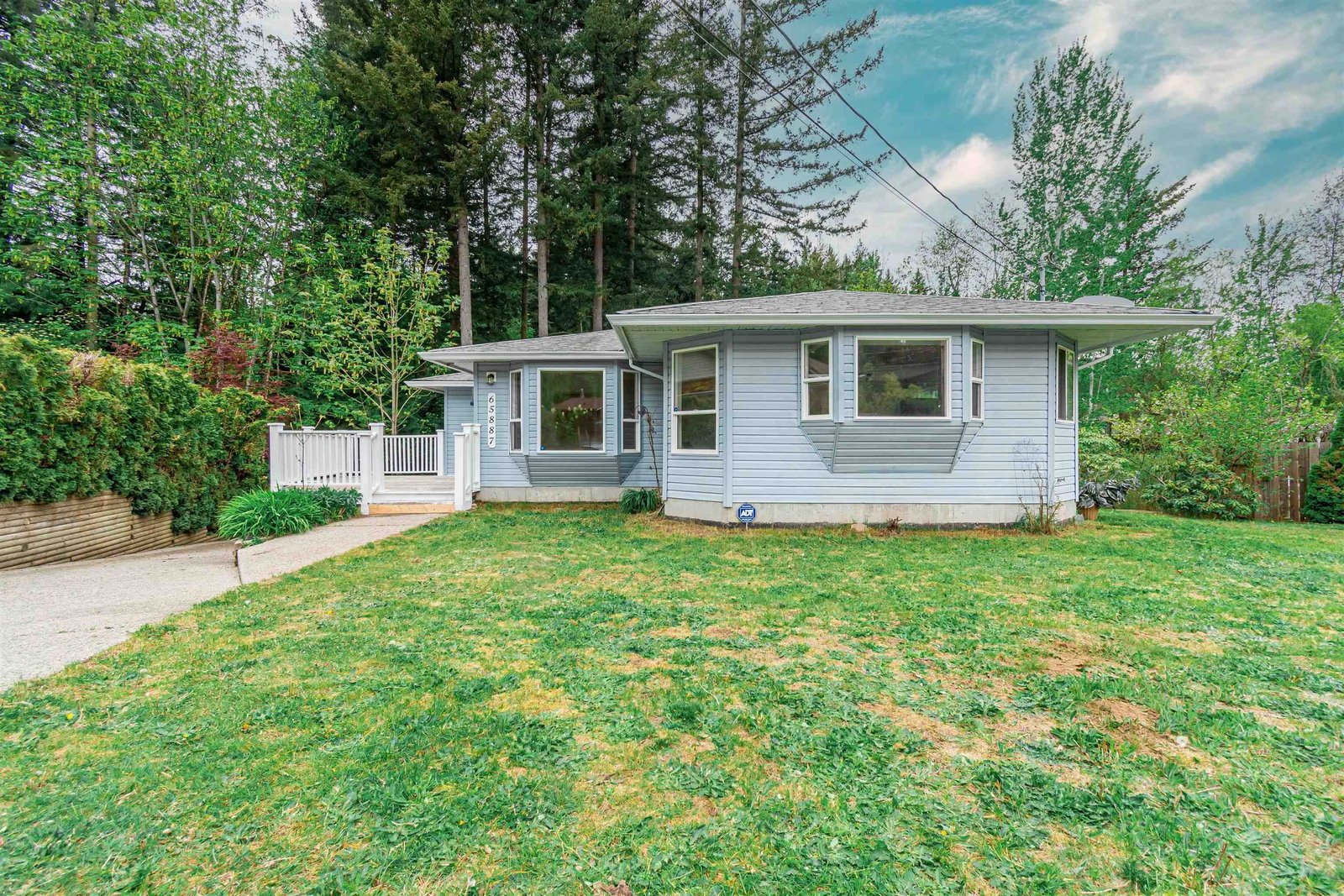 Listing Image 1