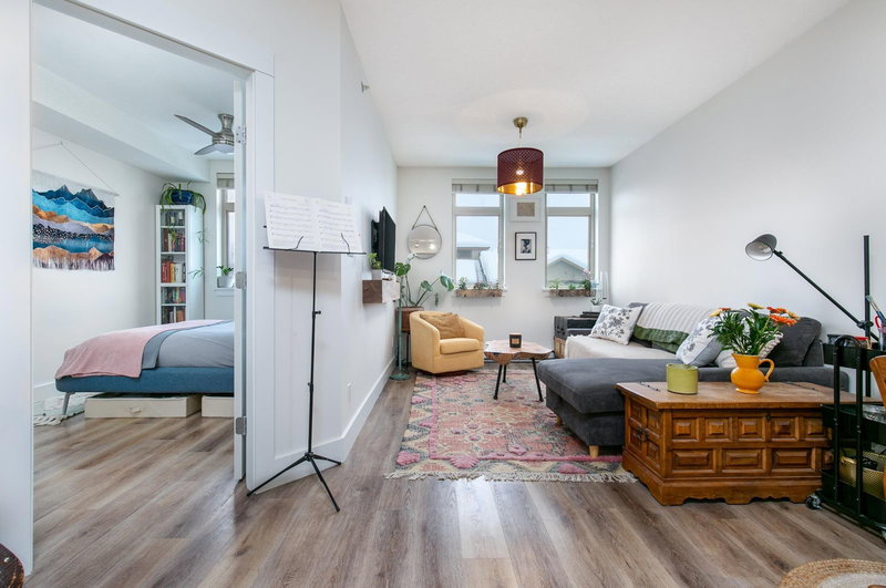 305 - 7330 Arbutus Street, Pemberton, V0N 2L1 | Image 2