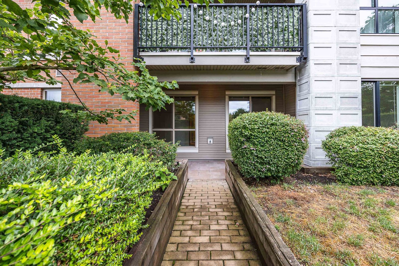 Listing Image 17