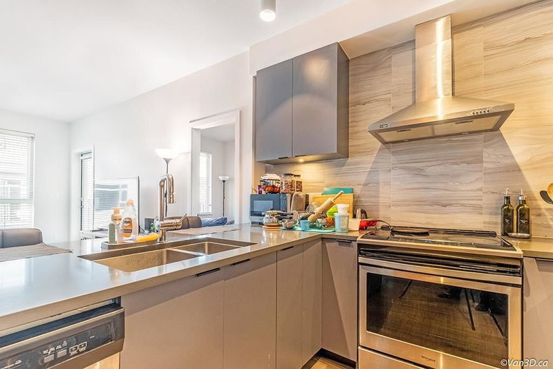 PH55 - 5355 Lane Street, Burnaby, V5H 0H1 | Image 3