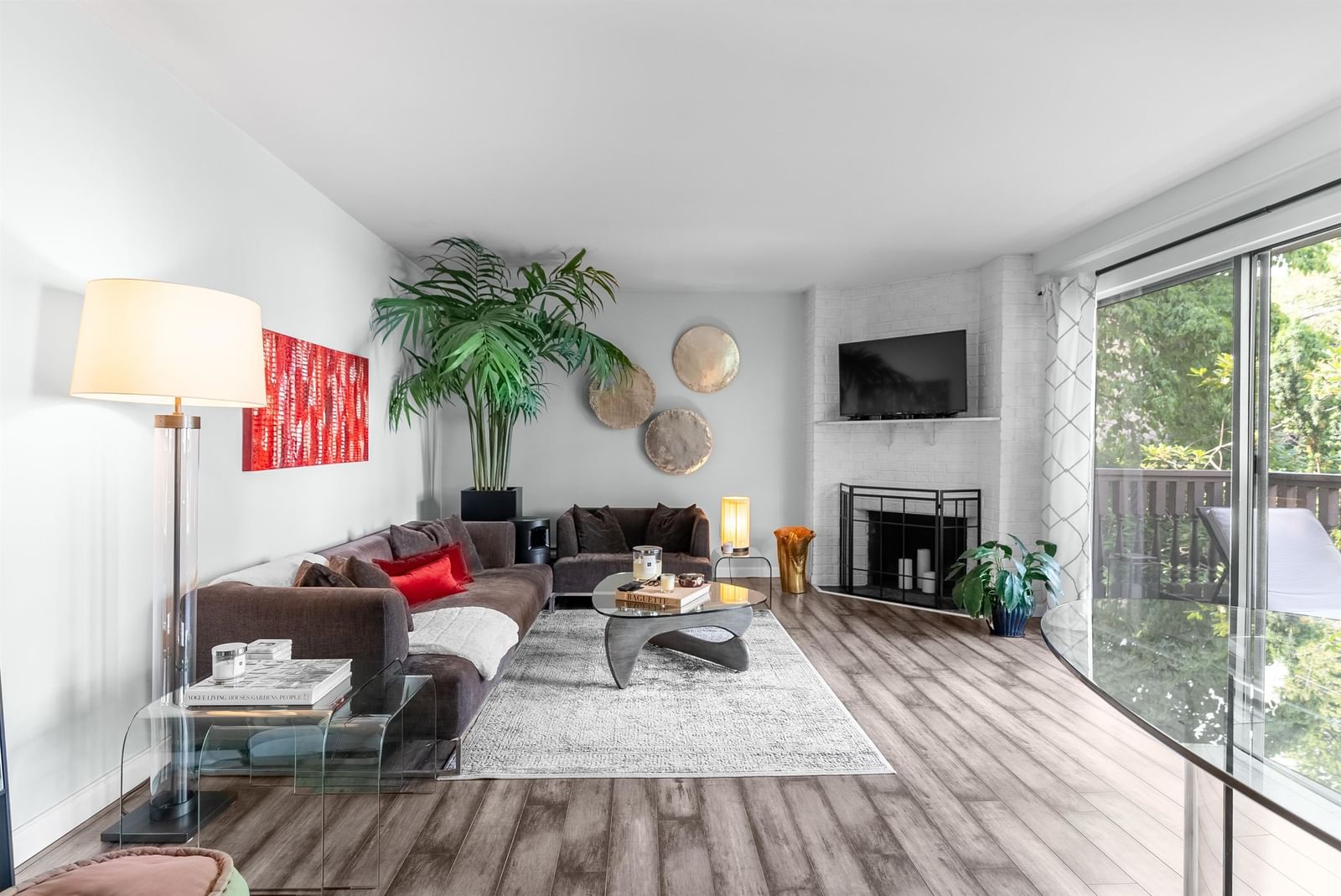 Listing Image 14