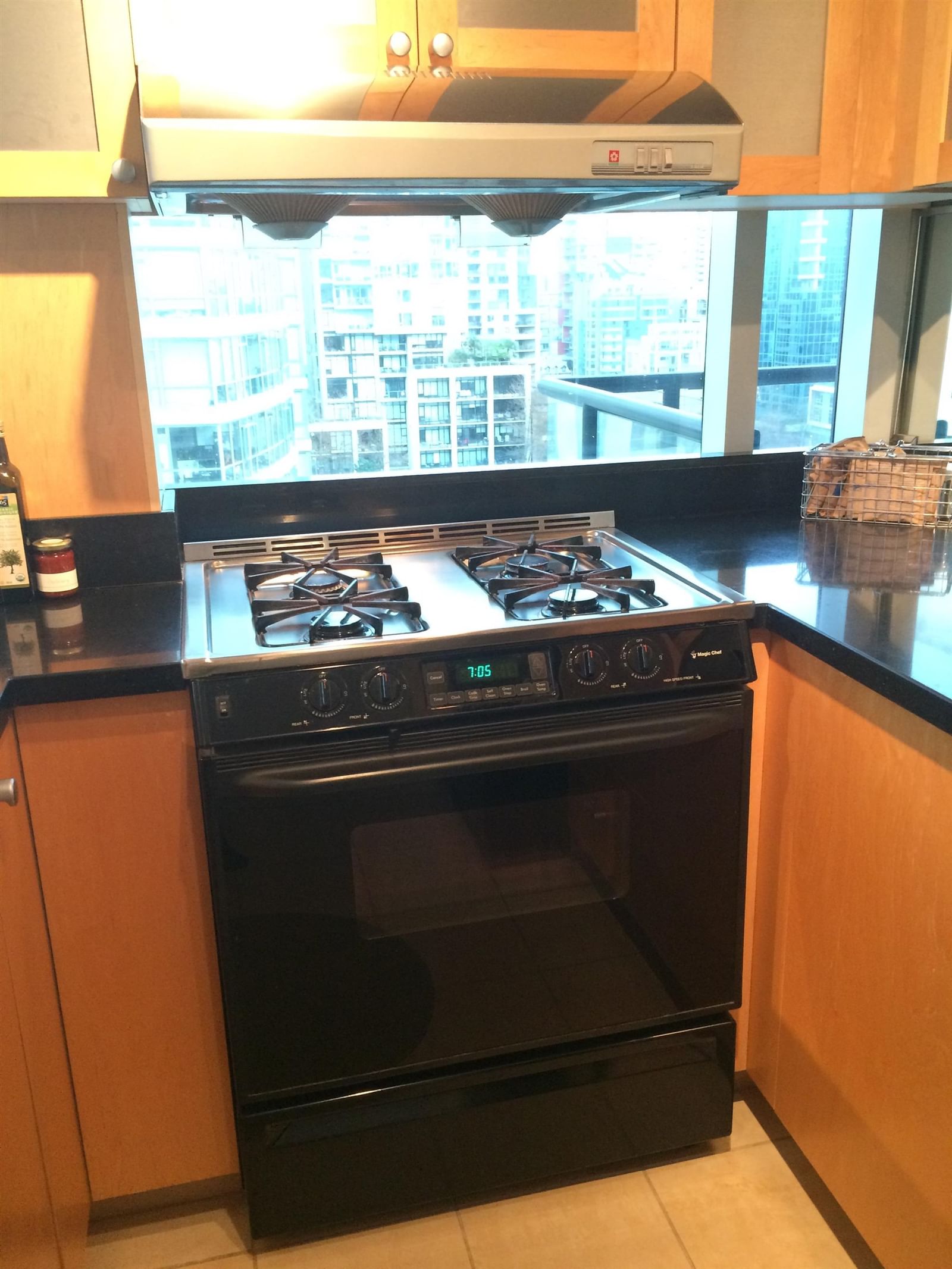 Listing Image 12