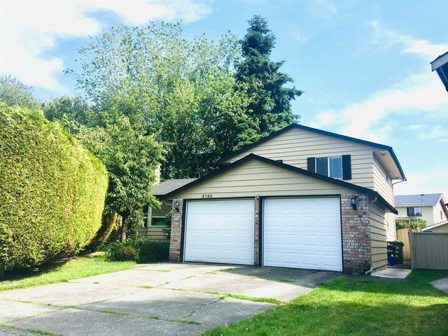 8780 Citadel Crescent