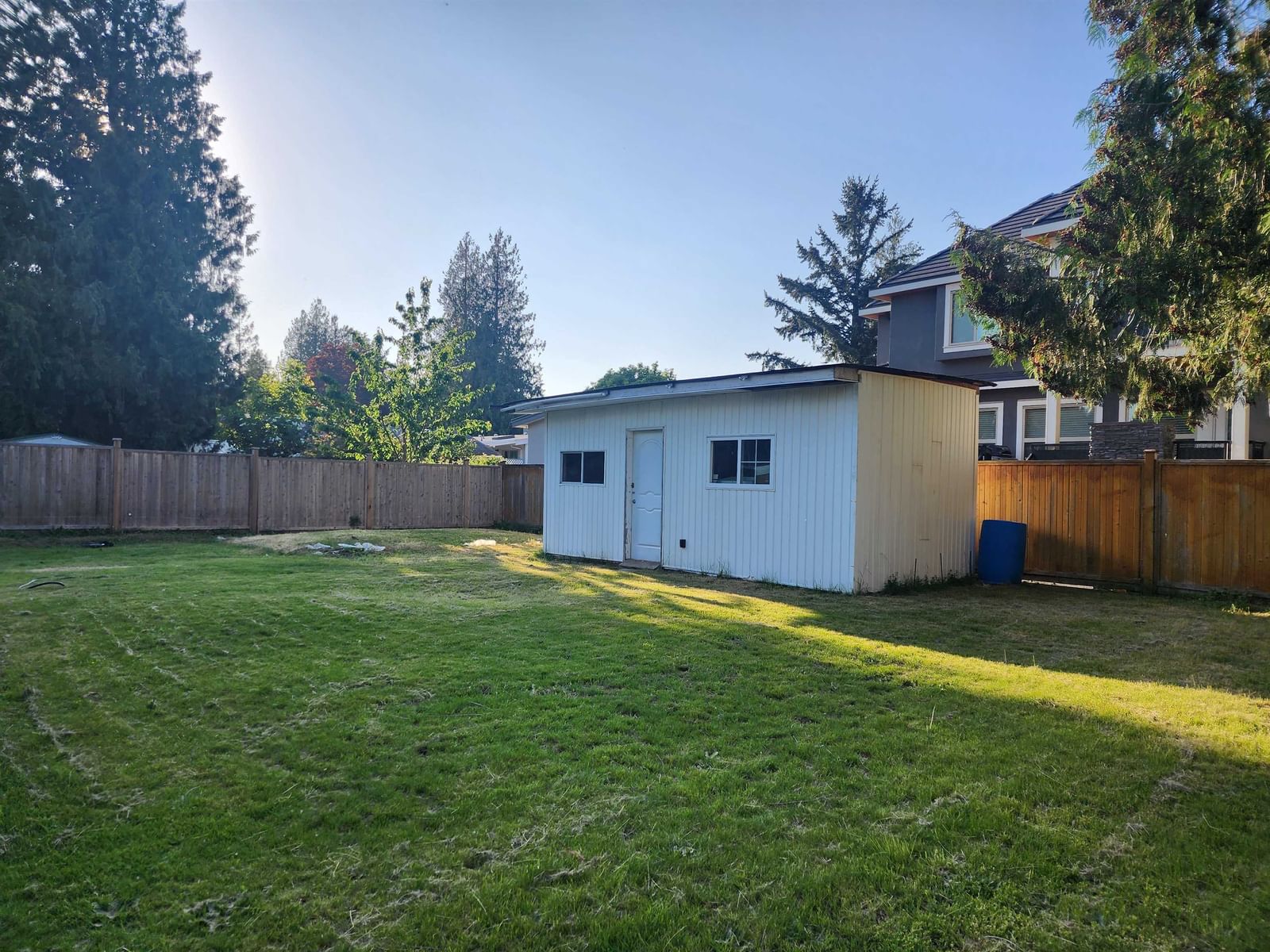 Listing Image 23