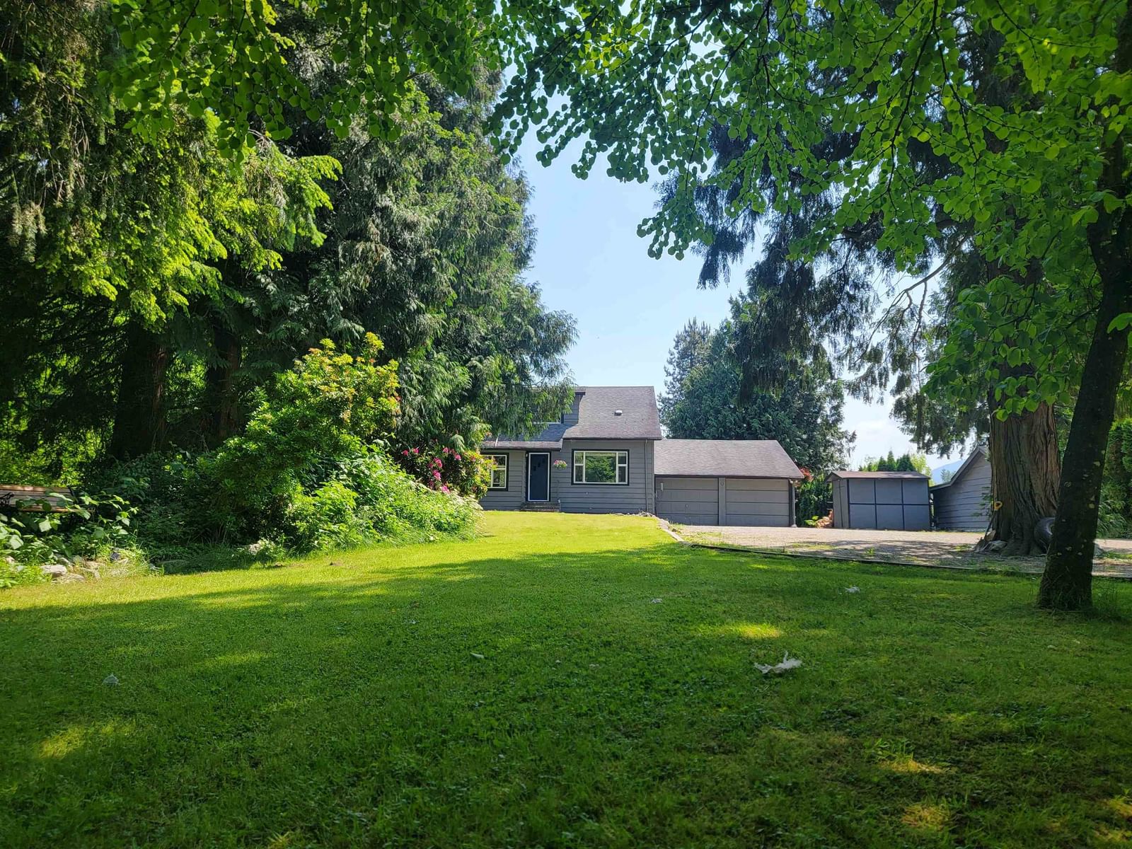 Listing Image 12
