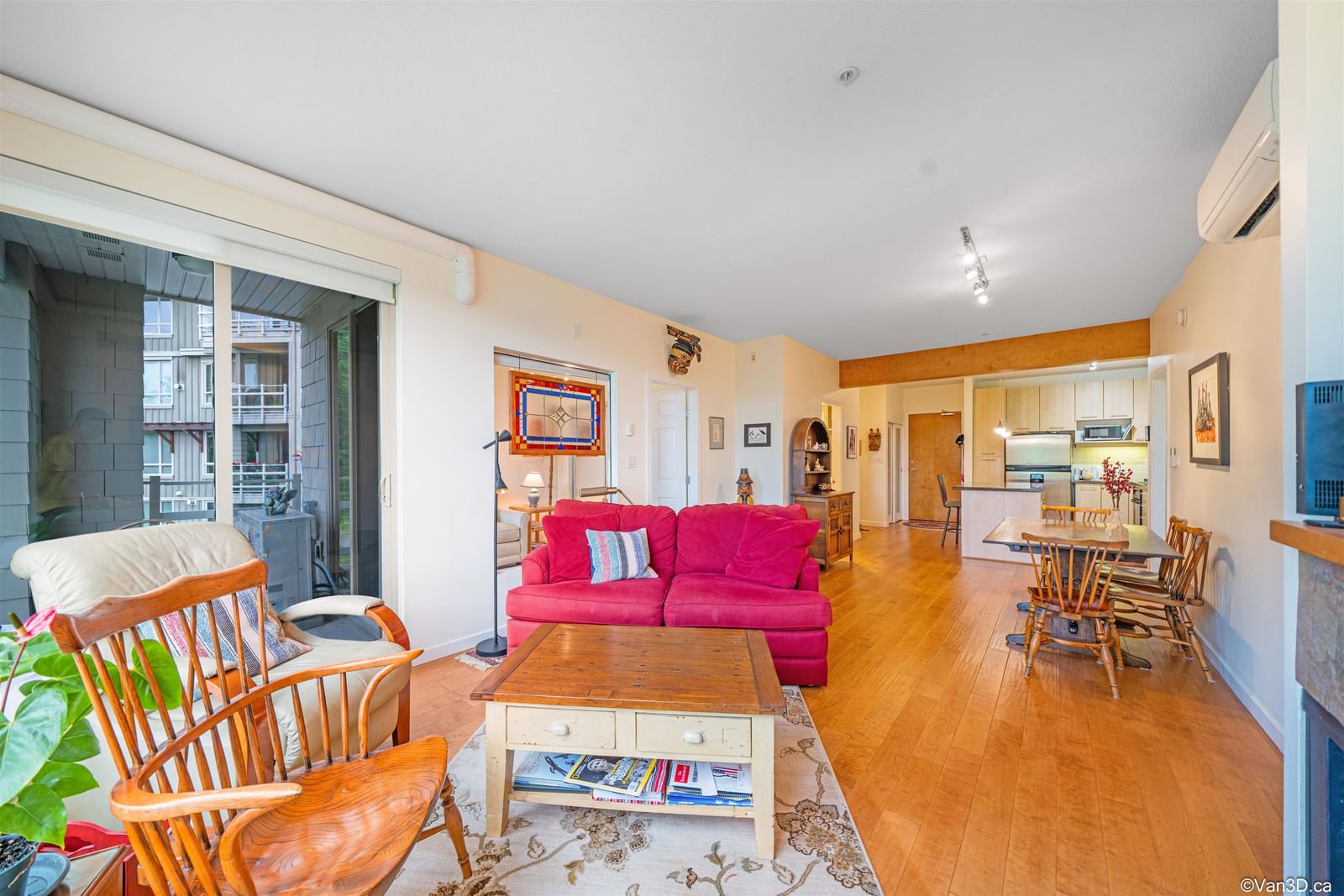 Listing Image 9