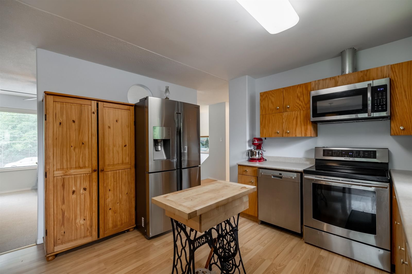 Listing Image 13