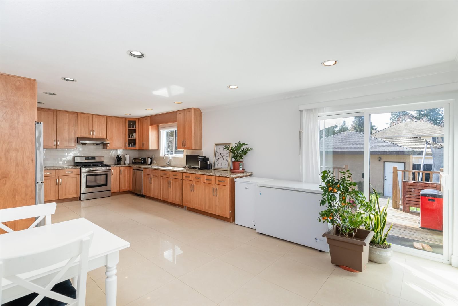 Listing Image 9