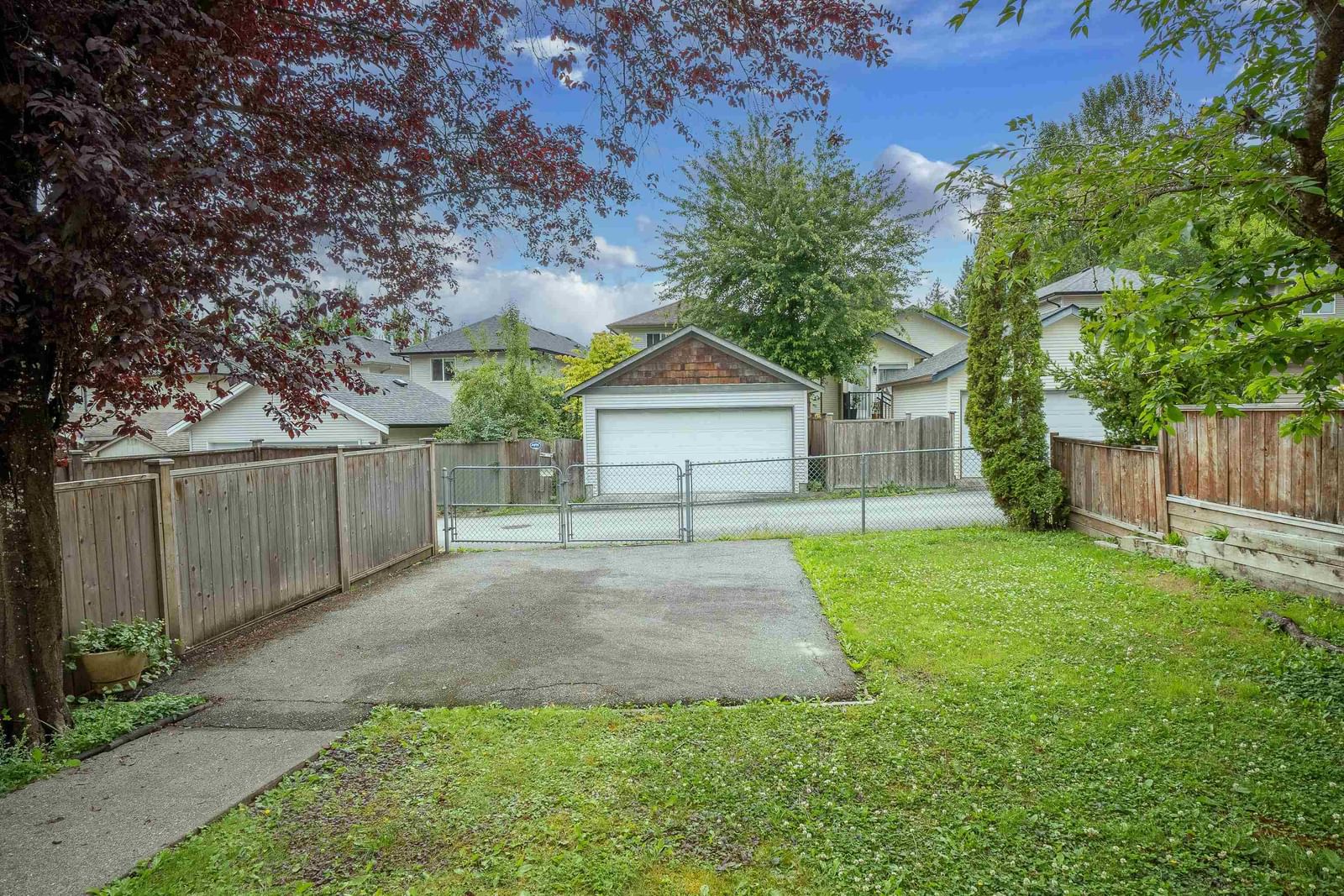 Listing Image 5