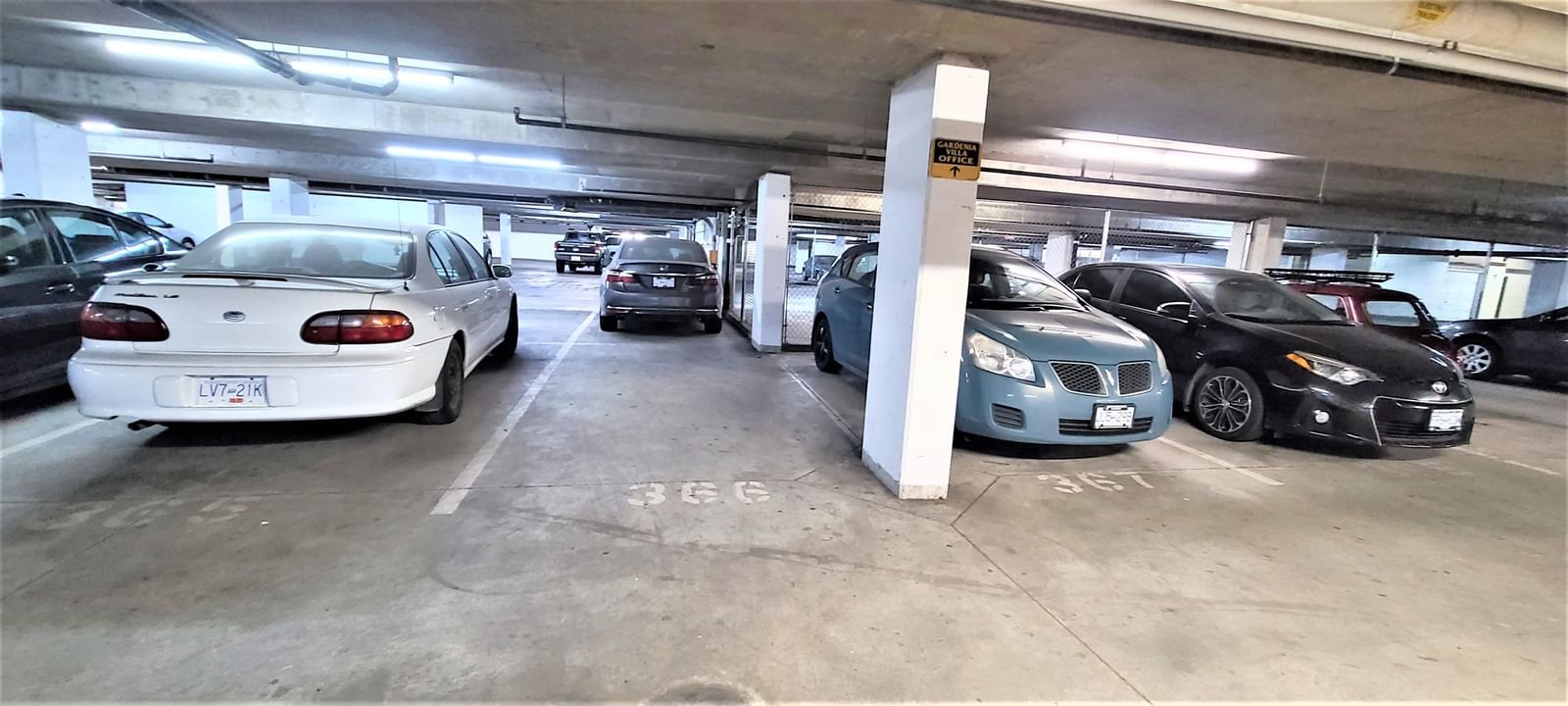 Listing Image 11