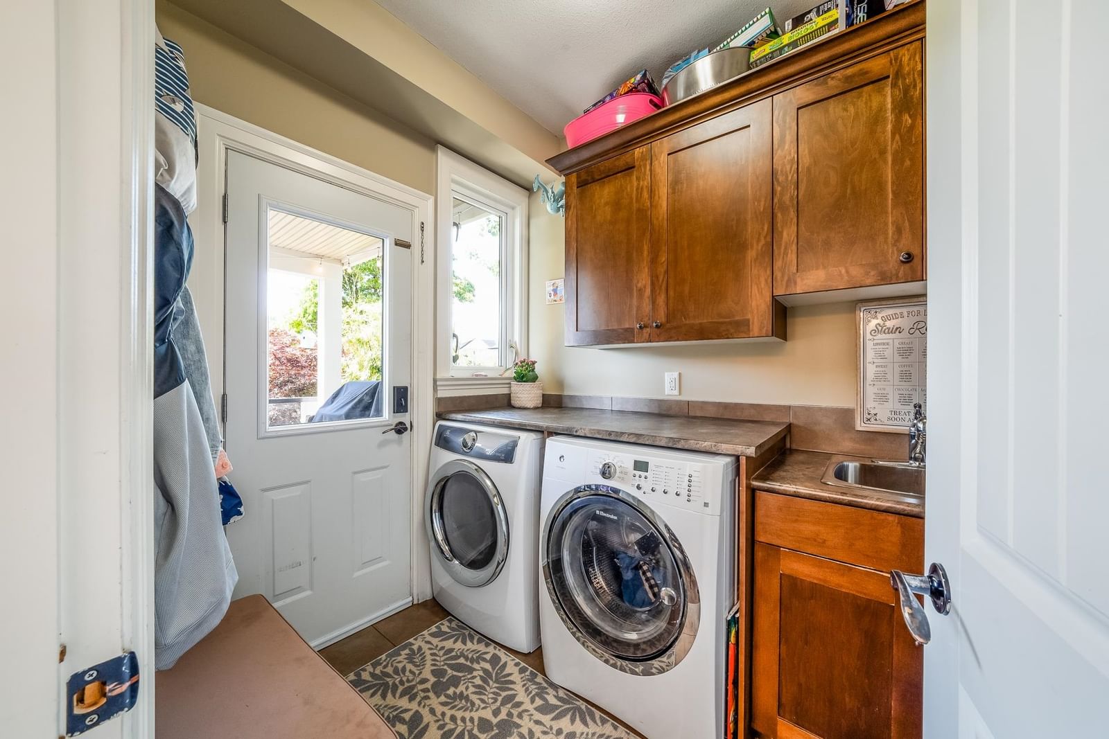Listing Image 15