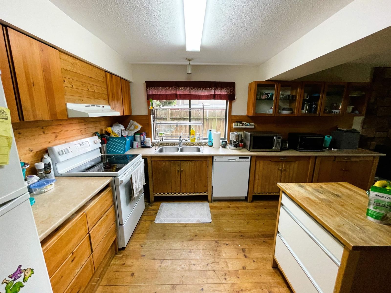 Listing Image 19