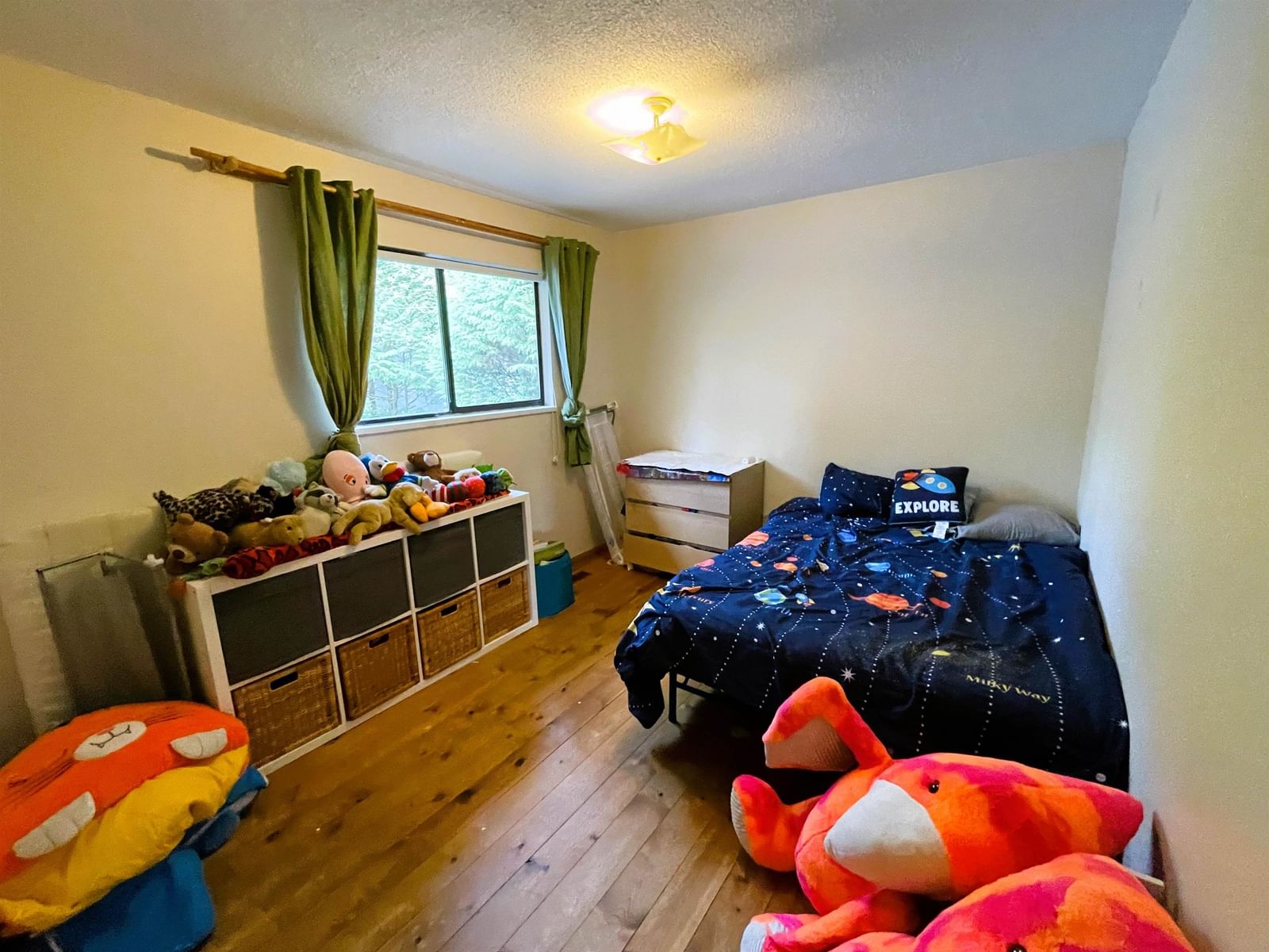 Listing Image 23