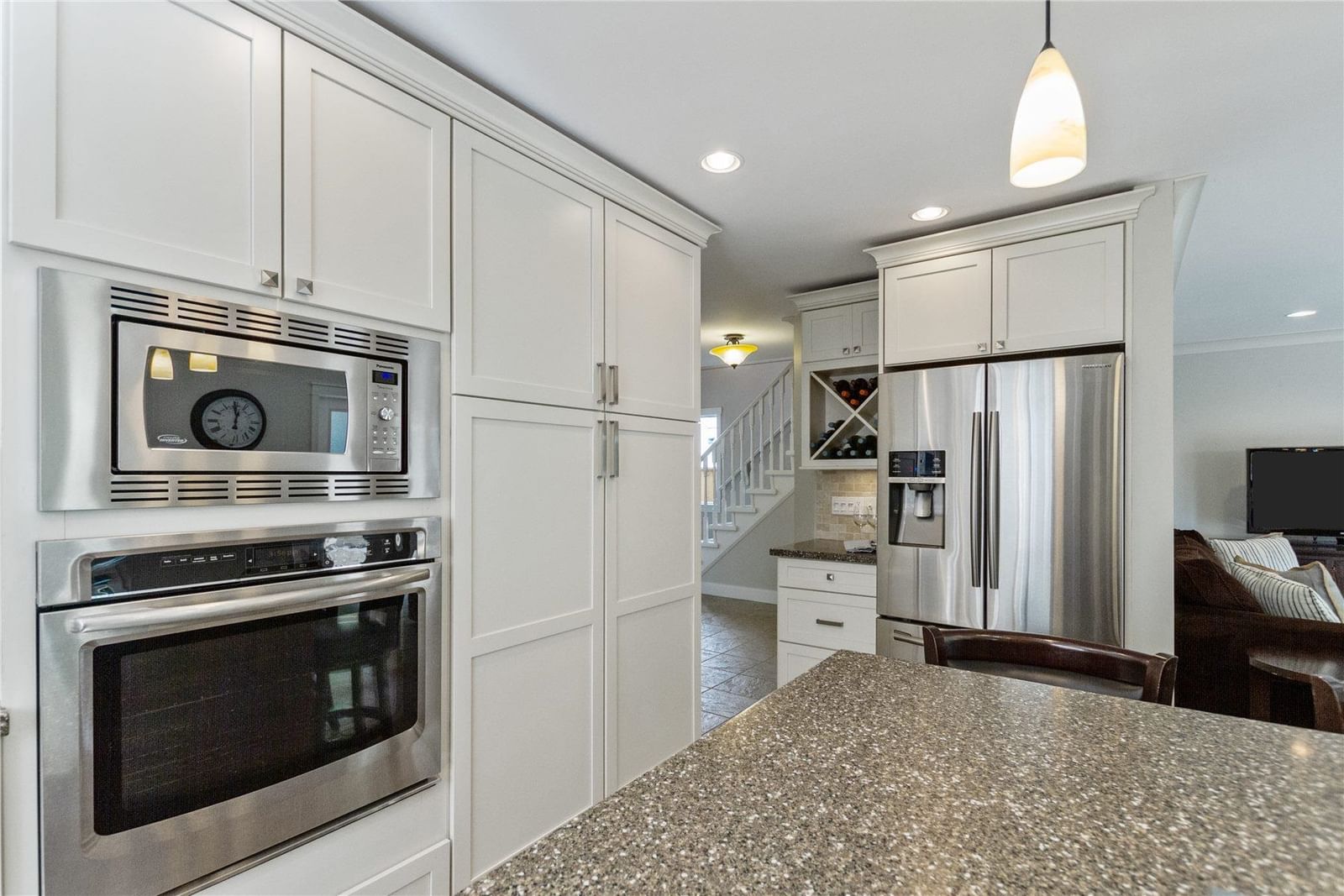 Listing Image 15