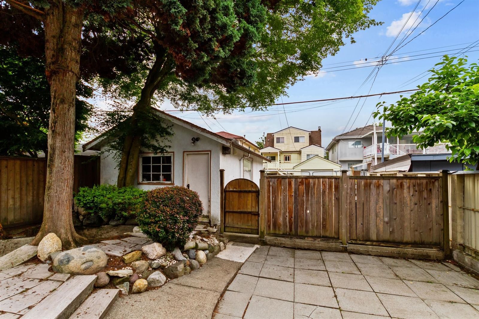 Listing Image 22