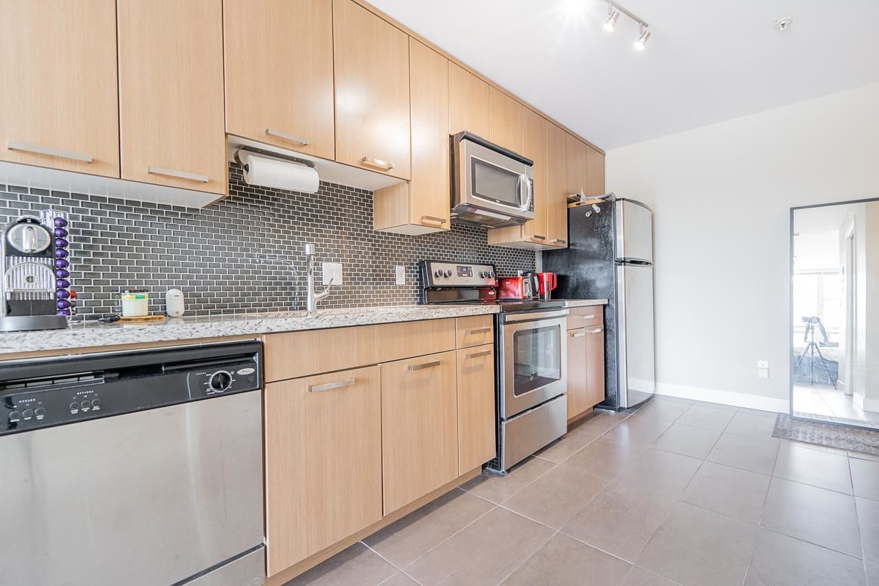 Listing Image 10