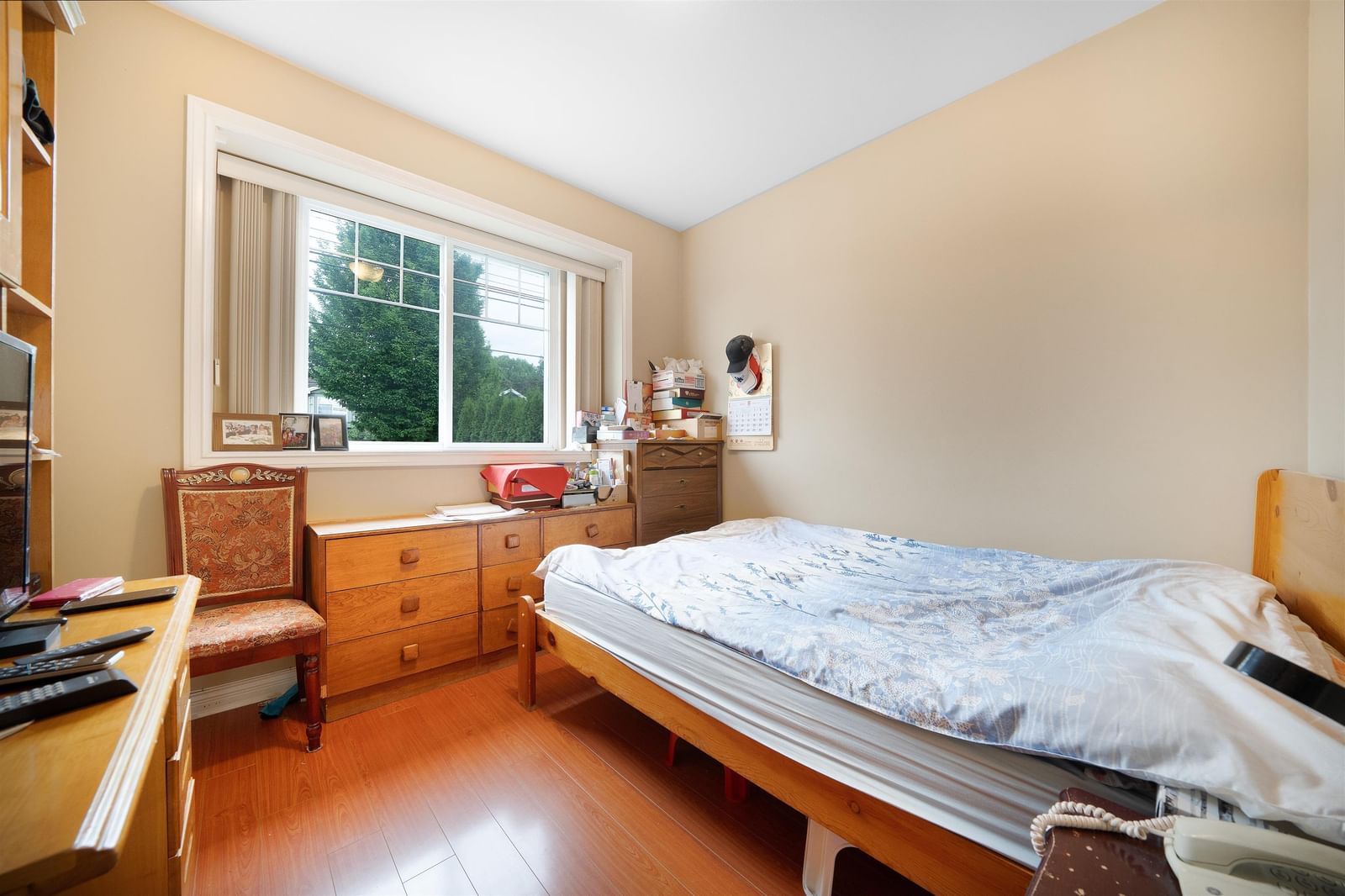 Listing Image 14