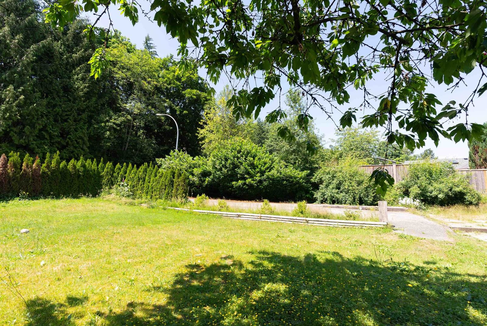 Listing Image 33