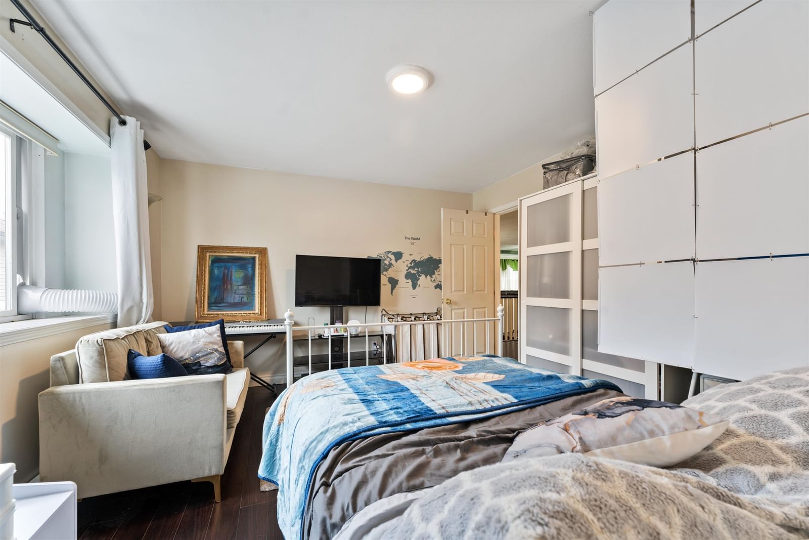 Listing Image 15