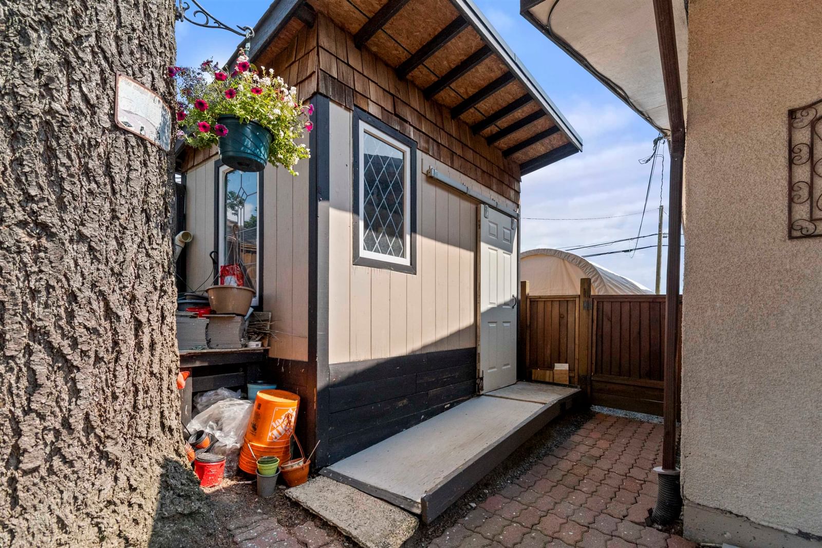 Listing Image 33