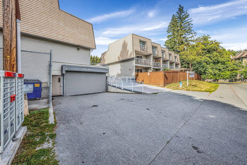 17 - 33293 Bourquin Crescent, Abbotsford, V2S 1Y2 | Image 2