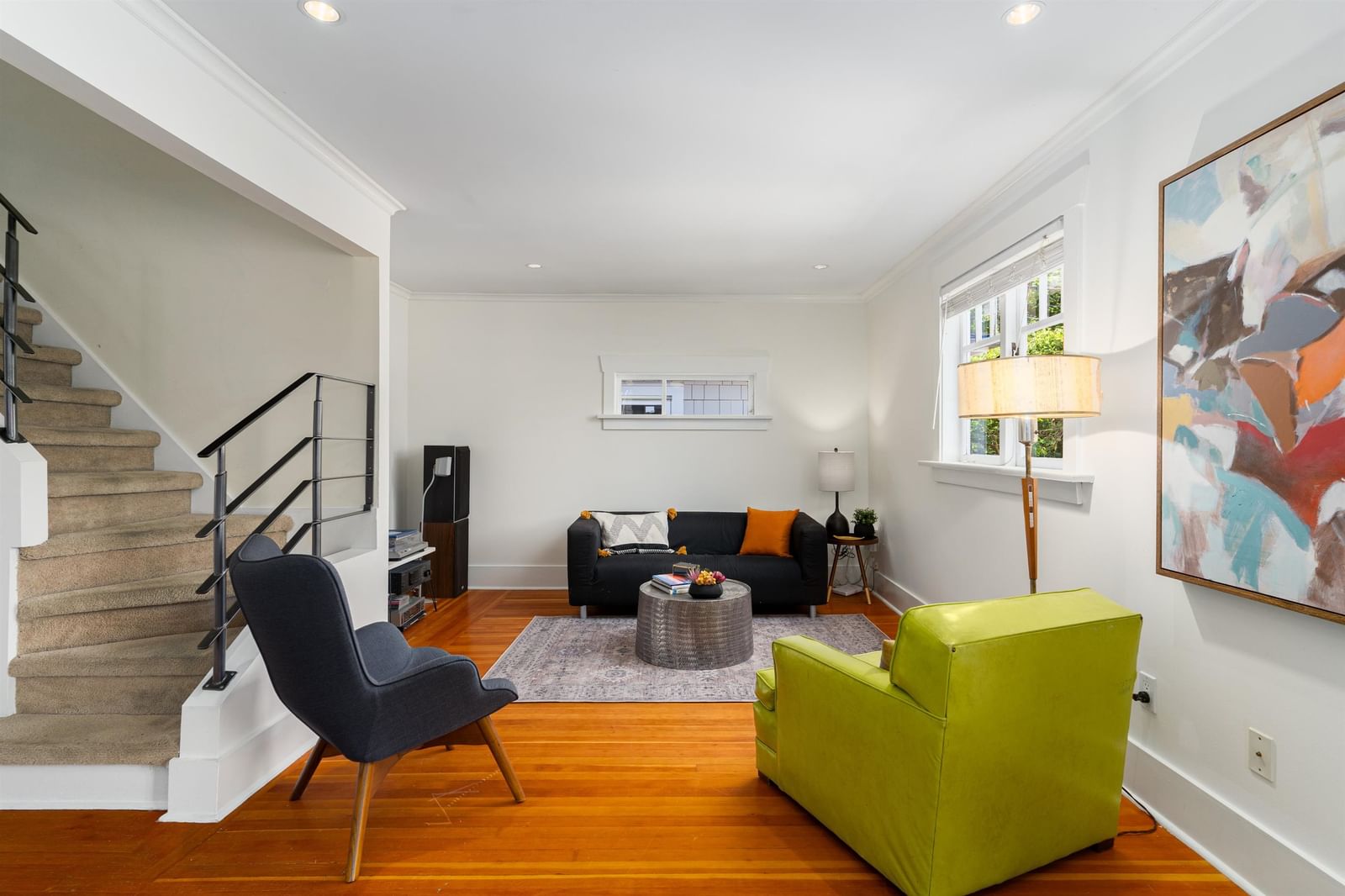 Listing Image 5