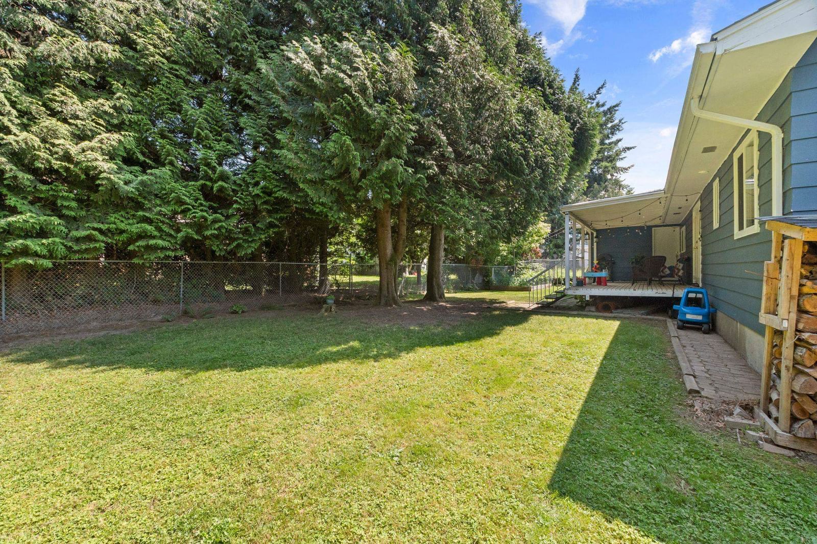 Listing Image 23