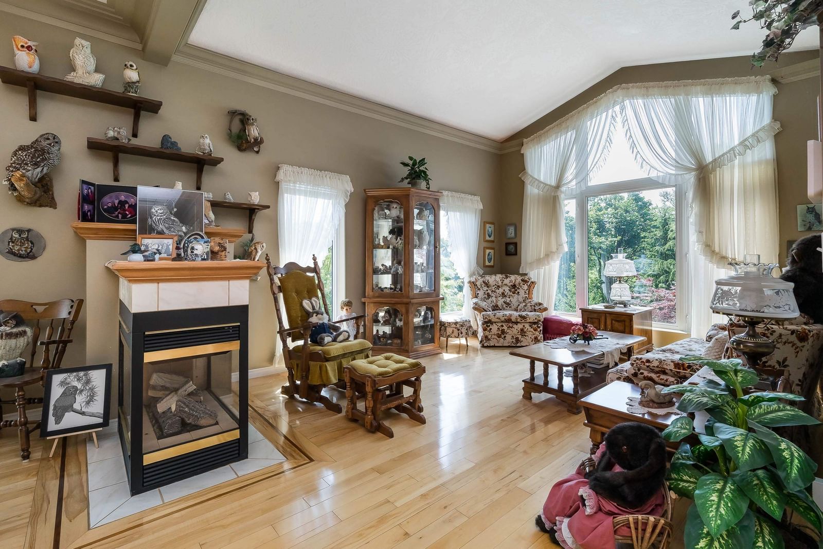 Listing Image 9
