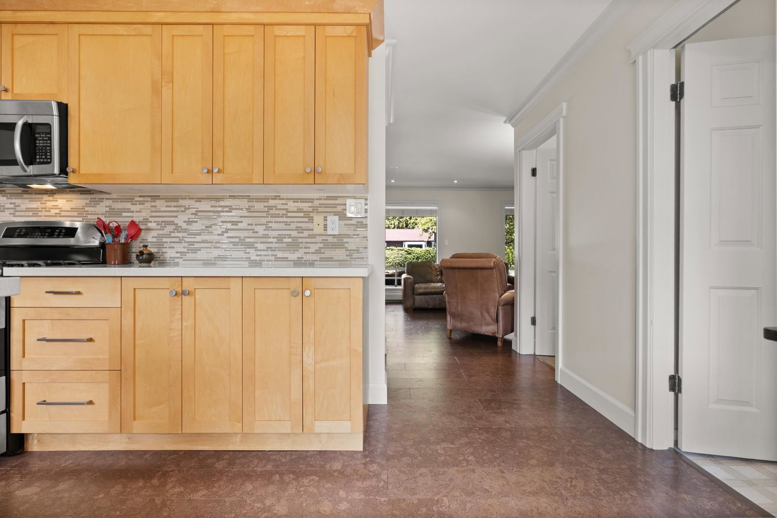 Listing Image 19