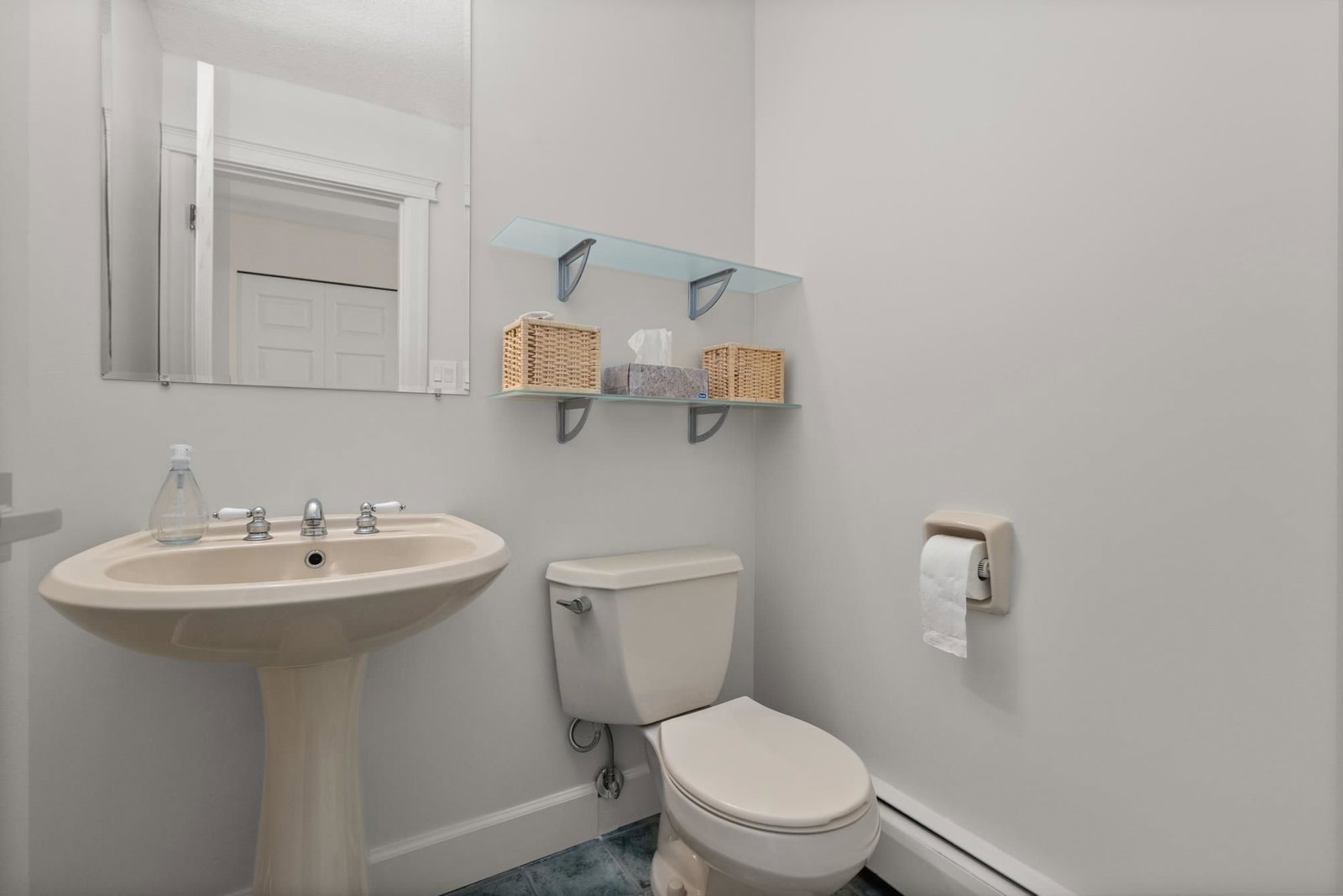 Listing Image 25