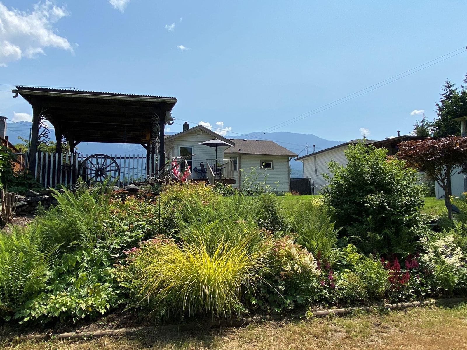 Listing Image 16