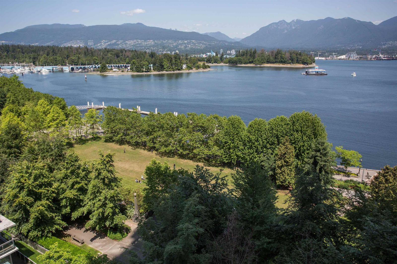 Listing Image 10